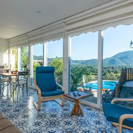 Villa Manzara *